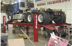 Challenger 44030EAR HD Ex-Length 4-Post Hydraulic Alignment Lift 30,000 - New Black Color - Image 8